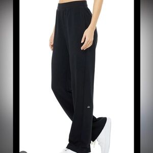 Alo Yoga high waist dreamy wide leg pants XS influencer sold out everywhere